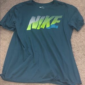 Nike tee